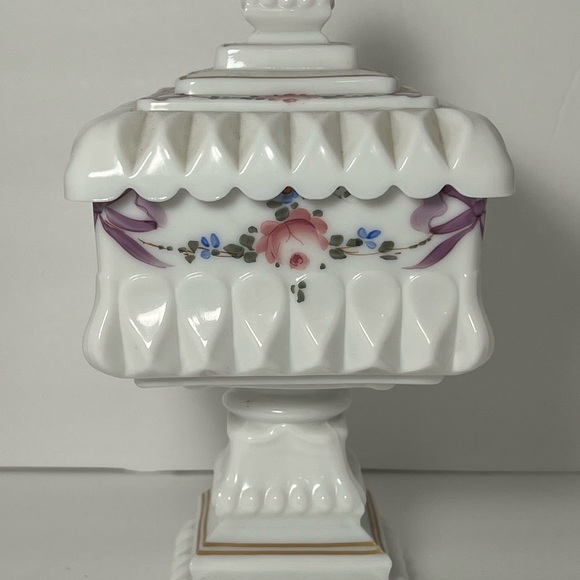 Westmoreland Other Vintage Westmoreland White Milk Glass Hand